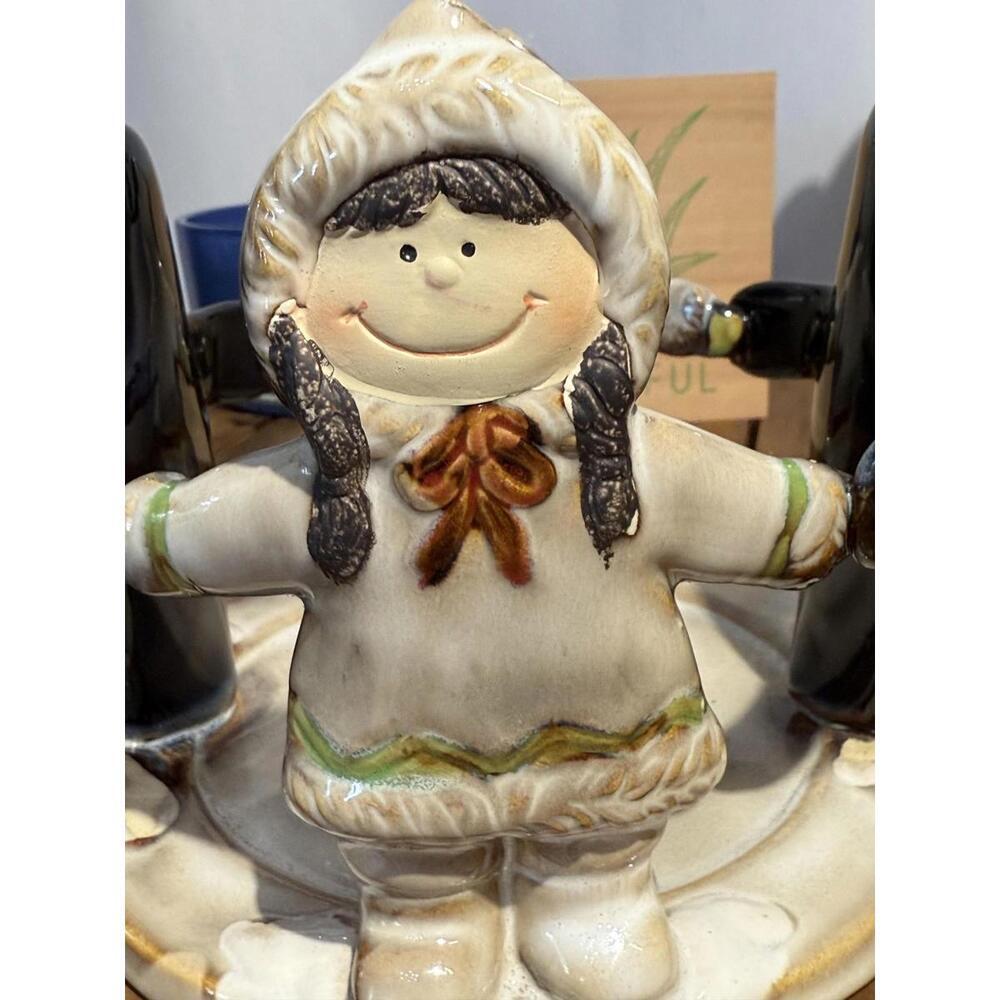 VTG Yankee Candle Penguin & Girls Arctic Decor Large Candle Holder Fall November - Picture 6 of 7